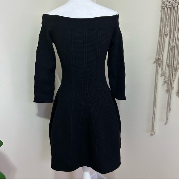 Eliza J Off The Shoulder Knit Dress in Black sz M - Picture 4 of 5